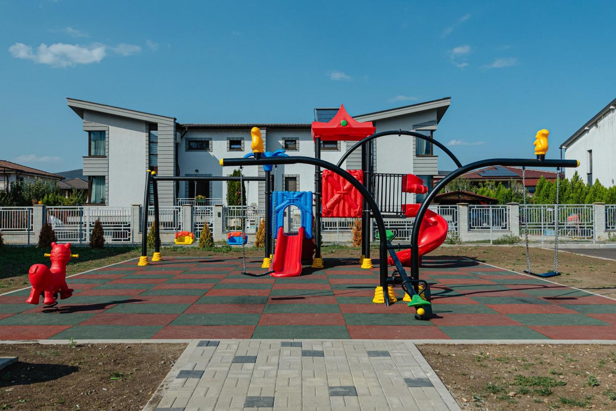 Awa Residence Floresti  Exterior photo